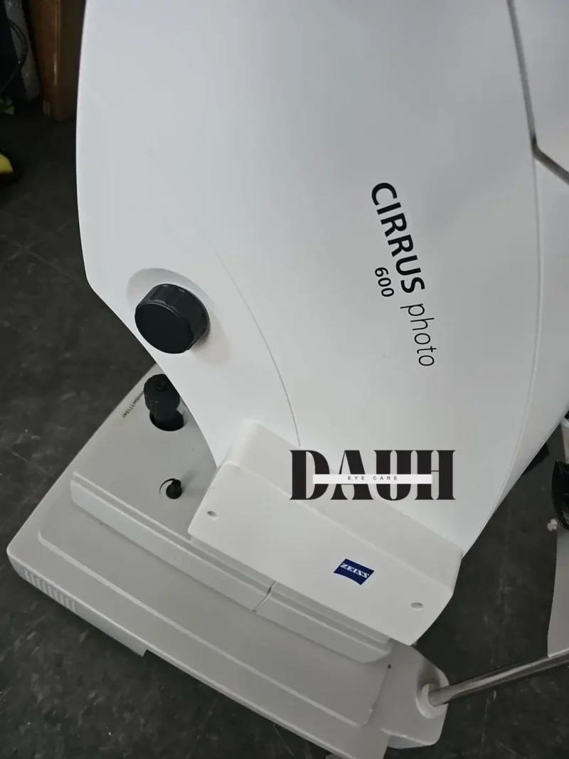 Zeiss Cirrus Photo 600
