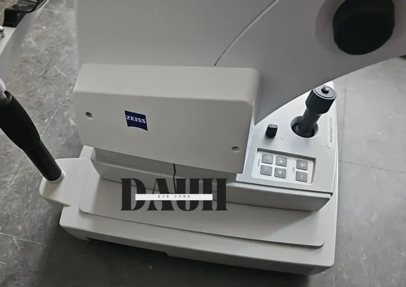 Zeiss Cirrus Photo 600
